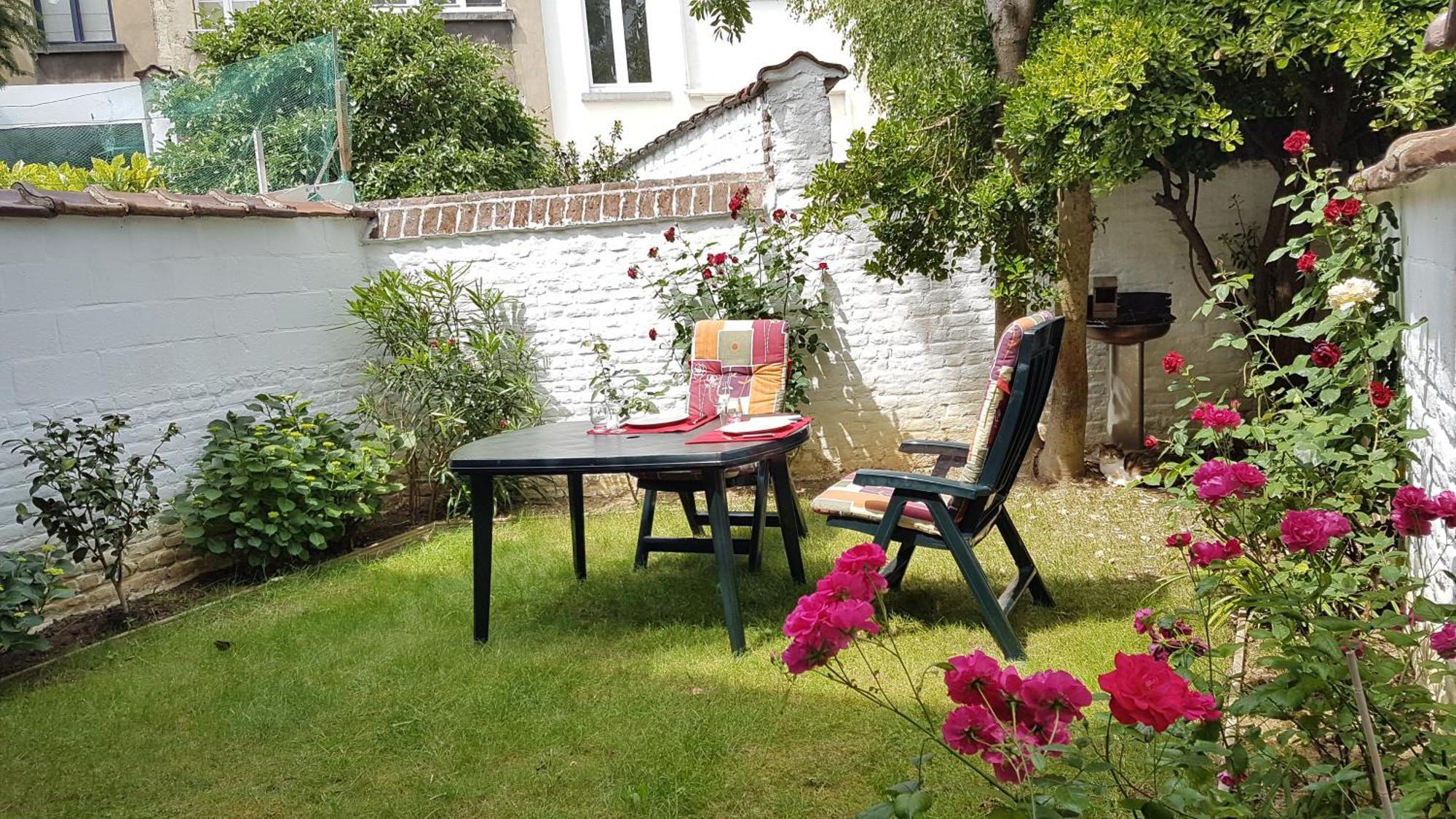Modern Duplex With Garden Leilighet Brussel Eksteriør bilde